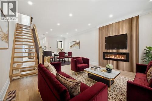 241 Maria Street, Toronto, ON - Indoor Photo Showing Living Room
