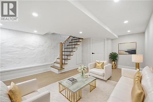 241 Maria Street, Toronto, ON - Indoor Photo Showing Living Room