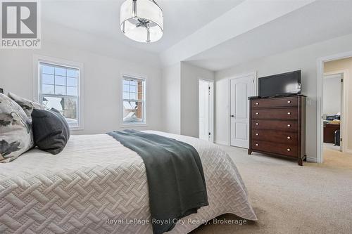 273 Carrington Drive, Guelph (Kortright West), ON - Indoor Photo Showing Bedroom