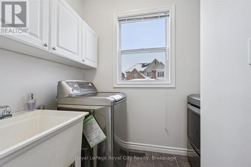 273 Carrington Drive, Guelph (Kortright West), ON - Indoor Photo Showing Laundry Room
