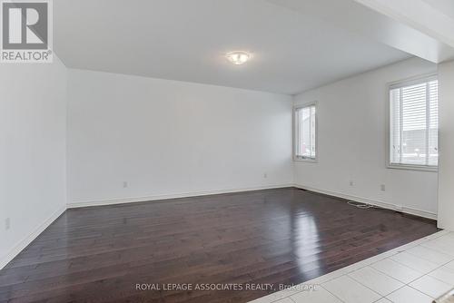 25 Gallagher Crescent, New Tecumseth, ON - Indoor Photo Showing Other Room