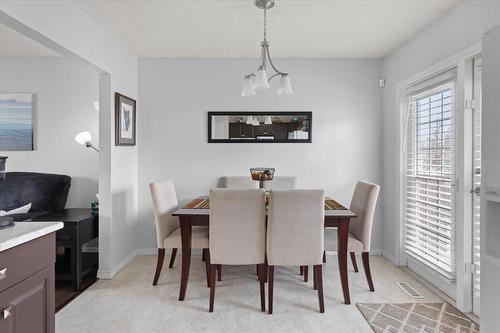 939 Dale Boulevard, Winnipeg, MB - Indoor Photo Showing Dining Room