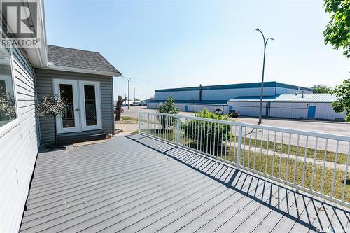218 Bosworth Street, Kerrobert, SK - Outdoor With Exterior