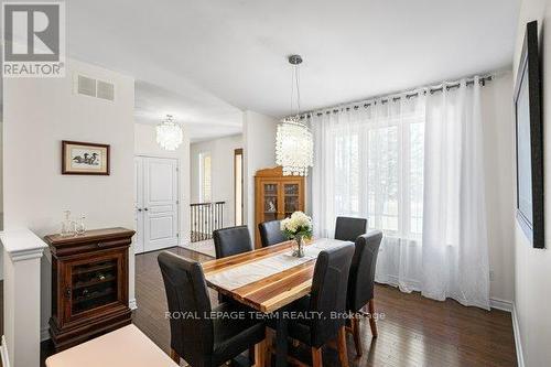 524 Osmond Daley Drive, Ottawa, ON - Indoor Photo Showing Dining Room