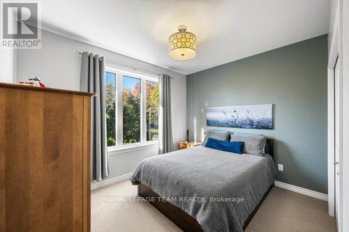 524 Osmond Daley Drive, Ottawa, ON - Indoor Photo Showing Bedroom