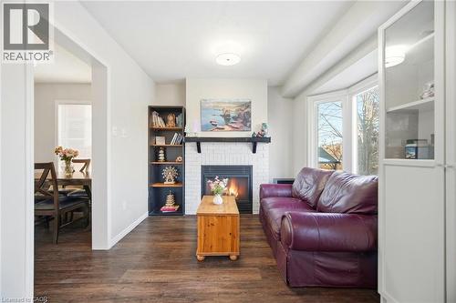 6945 Gracefield Drive, Mississauga, ON - Indoor Photo Showing Living Room With Fireplace
