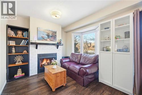 6945 Gracefield Drive, Mississauga, ON - Indoor Photo Showing Living Room With Fireplace