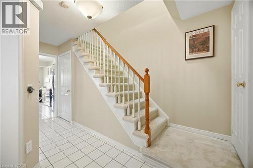 6945 Gracefield Drive, Mississauga, ON - Indoor Photo Showing Other Room