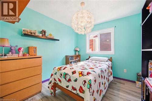 6945 Gracefield Drive, Mississauga, ON - Indoor Photo Showing Bedroom