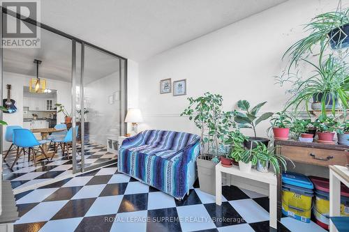 602 - 75 Emmett Avenue, Toronto, ON - Indoor