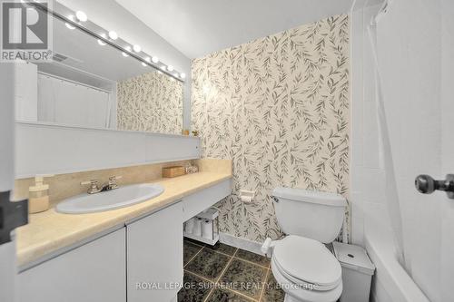 602 - 75 Emmett Avenue, Toronto, ON - Indoor Photo Showing Bathroom