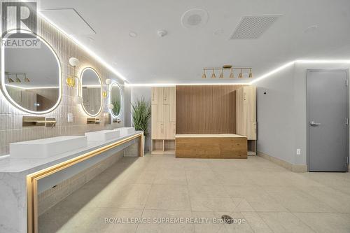 602 - 75 Emmett Avenue, Toronto, ON - Indoor Photo Showing Bathroom