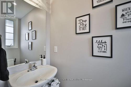 15 Mcallistar Drive, Hamilton, ON - Indoor Photo Showing Bathroom