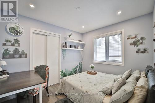 15 Mcallistar Drive, Hamilton, ON - Indoor Photo Showing Bedroom