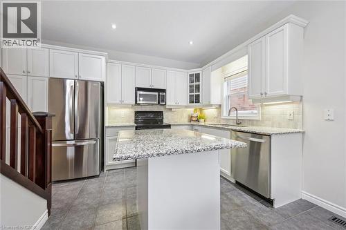 273 Carrington Drive, Guelph, ON - Indoor Photo Showing Kitchen With Stainless Steel Kitchen With Upgraded Kitchen