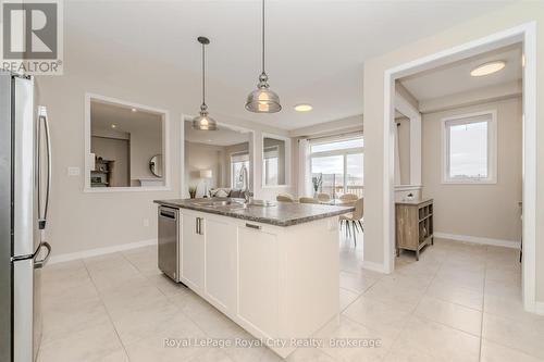 262 Dolman Street, Woolwich, ON - Indoor Photo Showing Kitchen With Upgraded Kitchen