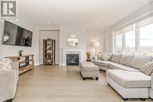 262 Dolman Street, Woolwich, ON - Indoor Photo Showing Living Room With Fireplace