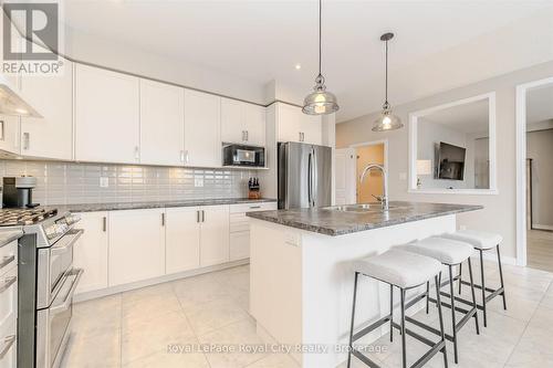 262 Dolman Street, Woolwich, ON - Indoor Photo Showing Kitchen With Upgraded Kitchen