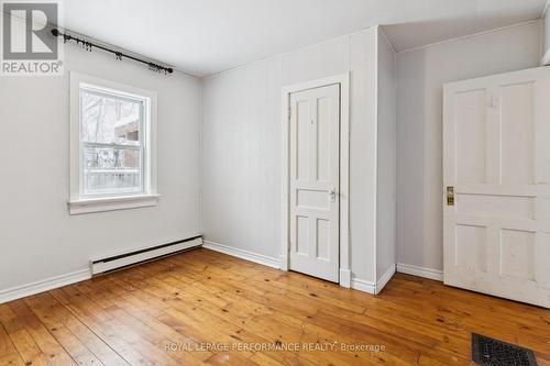 121 Elizabeth Street, Mississippi Mills, ON - Indoor Photo Showing Other Room