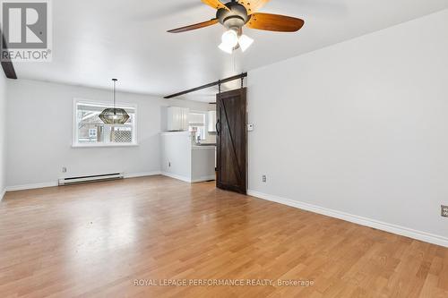 121 Elizabeth Street, Mississippi Mills, ON - Indoor Photo Showing Other Room