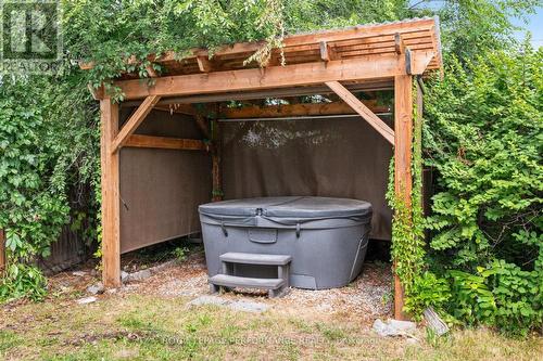 121 Elizabeth Street, Mississippi Mills, ON - Outdoor