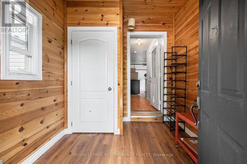 121 Elizabeth Street, Mississippi Mills, ON - Indoor Photo Showing Other Room