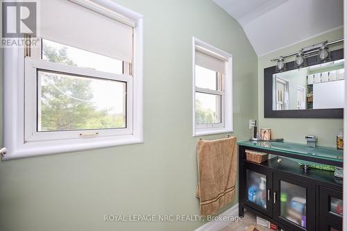 10266 Willodell Road, Niagara Falls (Lyons Creek), ON - Indoor Photo Showing Other Room