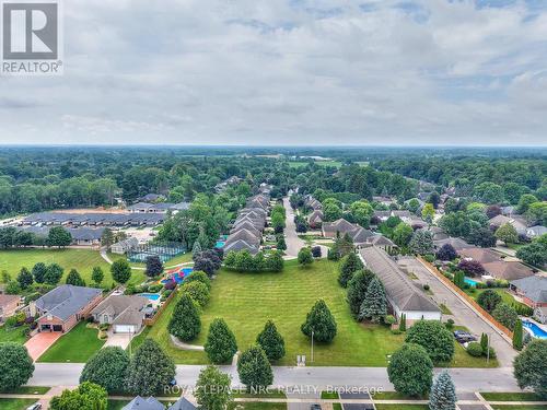 10266 Willodell Road, Niagara Falls (Lyons Creek), ON - Outdoor With View