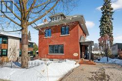 307 FAIRMONT AVENUE  Ottawa, ON K1Y 1Y5