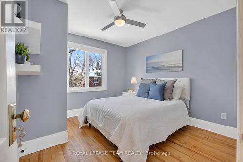 307 Fairmont Avenue, Ottawa, ON - Indoor Photo Showing Bedroom