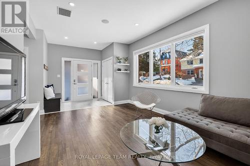 307 Fairmont Avenue, Ottawa, ON - Indoor Photo Showing Other Room