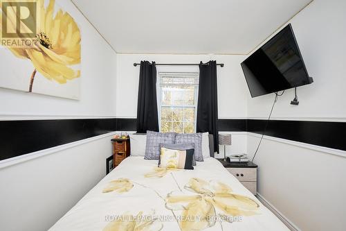 2455 Coral Avenue, Fort Erie (Stevensville), ON - Indoor Photo Showing Other Room