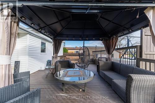 2455 Coral Avenue, Fort Erie (Stevensville), ON - Outdoor With Deck Patio Veranda With Exterior