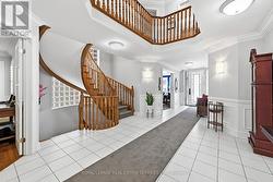 Centre Hall w/Double-Height Open-to-Above Design - 