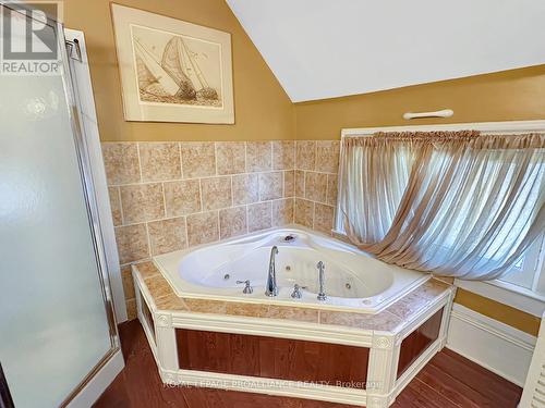 52 West Front Street, Stirling-Rawdon (Stirling Ward), ON - Indoor Photo Showing Bathroom