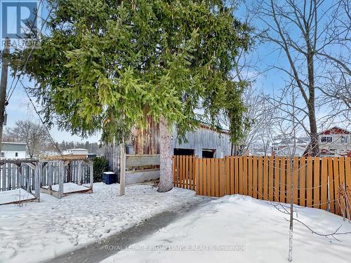 52 West Front Street, Stirling-Rawdon (Stirling Ward), ON - Outdoor