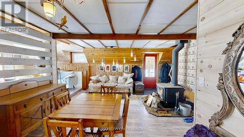8 Fr 62 Street, Trent Lakes, ON - Indoor Photo Showing Dining Room