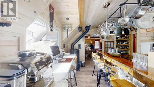 8 Fr 62 Street, Trent Lakes, ON - Indoor