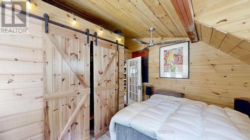 8 Fr 62 Street, Trent Lakes, ON - Indoor Photo Showing Bedroom