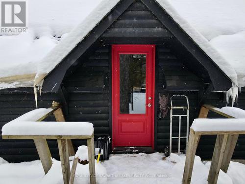 8 Fr 62 Street, Trent Lakes, ON - Outdoor