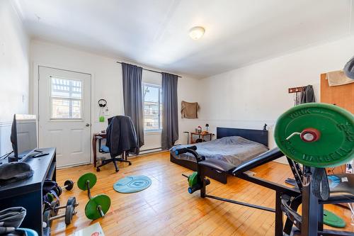 Salon - 6526  - 6528 30E Avenue, Montréal (Rosemont/La Petite-Patrie), QC - Indoor