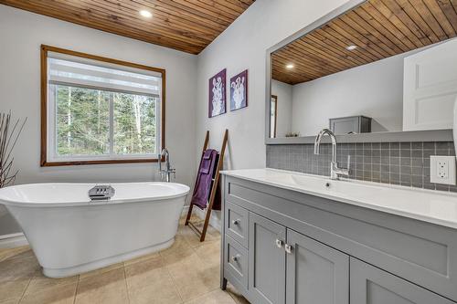 Salle de bains - 2 Imp. Des Labours, Stoneham-Et-Tewkesbury, QC - Indoor Photo Showing Bathroom