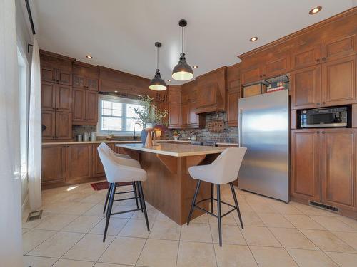 Cuisine - 255 Rue Des Fuchsias, Trois-Rivières, QC - Indoor