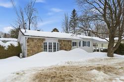 938 Rue du Relais  Saint-Jérôme, QC J5L 2G1