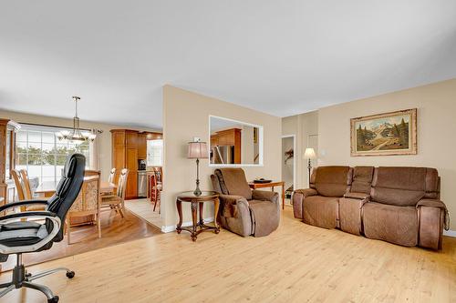 Salon - 938 Rue Du Relais, Saint-Jérôme, QC - Indoor Photo Showing Living Room