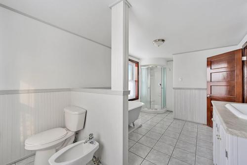 Salle de bains - 439 Route 219, Saint-Cyprien-De-Napierville, QC - Indoor Photo Showing Bathroom