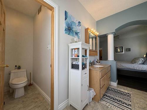 1108 Christie Avenue N, Fort Frances, ON - Indoor Photo Showing Bathroom