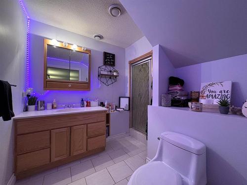 1108 Christie Avenue N, Fort Frances, ON - Indoor Photo Showing Bathroom