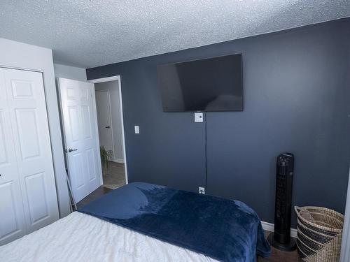 50 567 Edison Road, Thunder Bay, ON - Indoor Photo Showing Bedroom