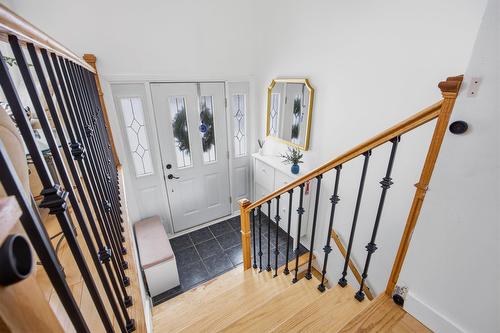 Staircase - 38 Rue De Tarragone, Kirkland, QC - Indoor Photo Showing Other Room